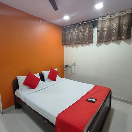Hotel Golden Arch Bangalore Eksteriør bilde