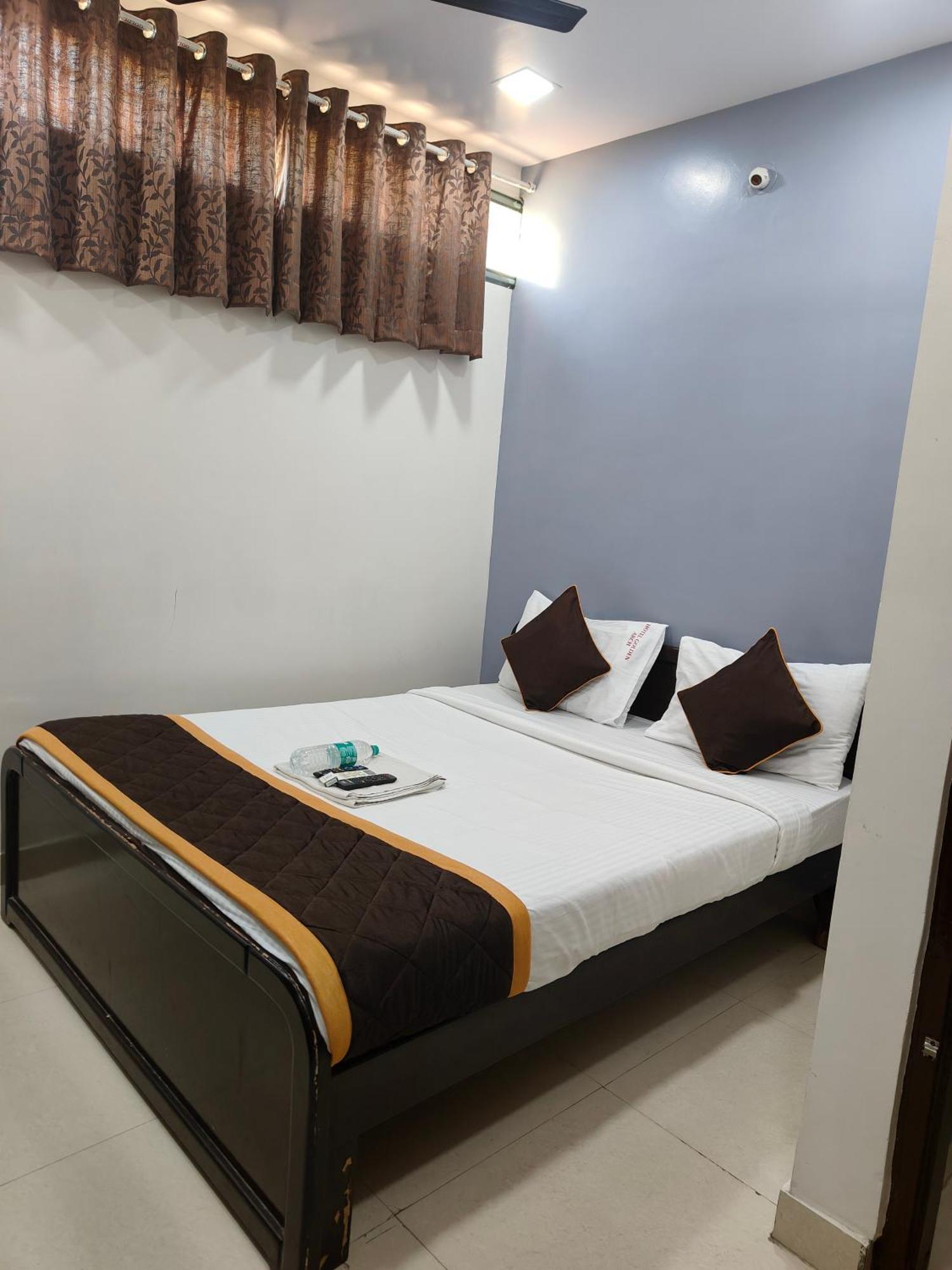 Hotel Golden Arch Bangalore Eksteriør bilde